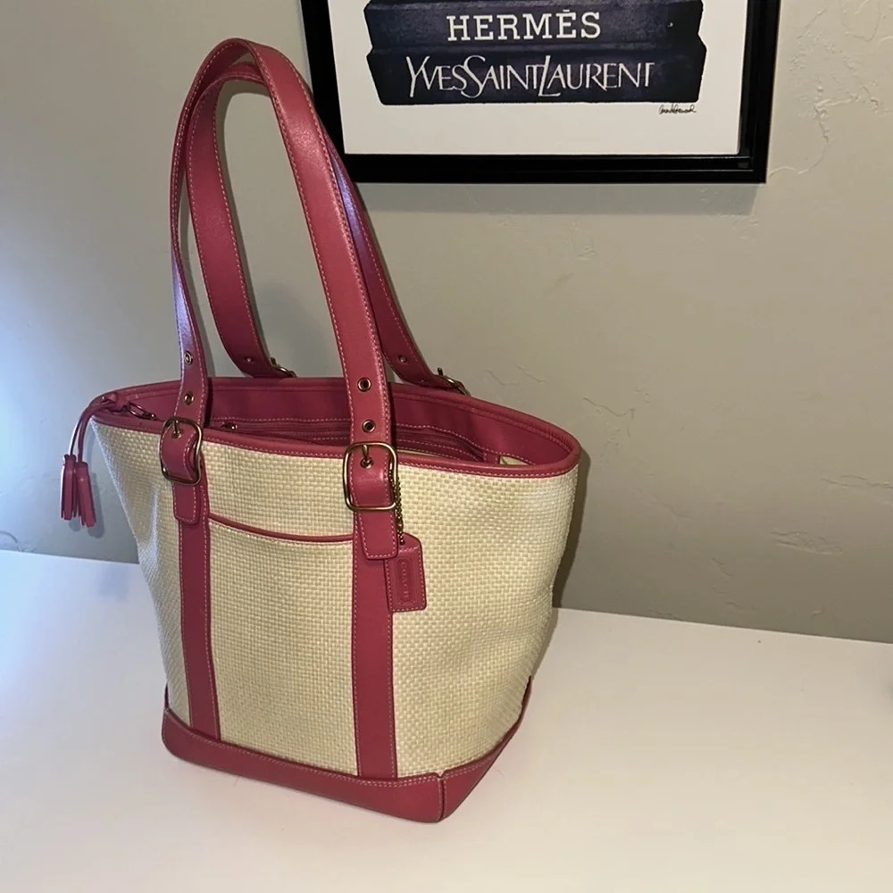 Vintage Coach Watermelon 🍉 Woven Leather Handbag GUC - Picture 2 of 11